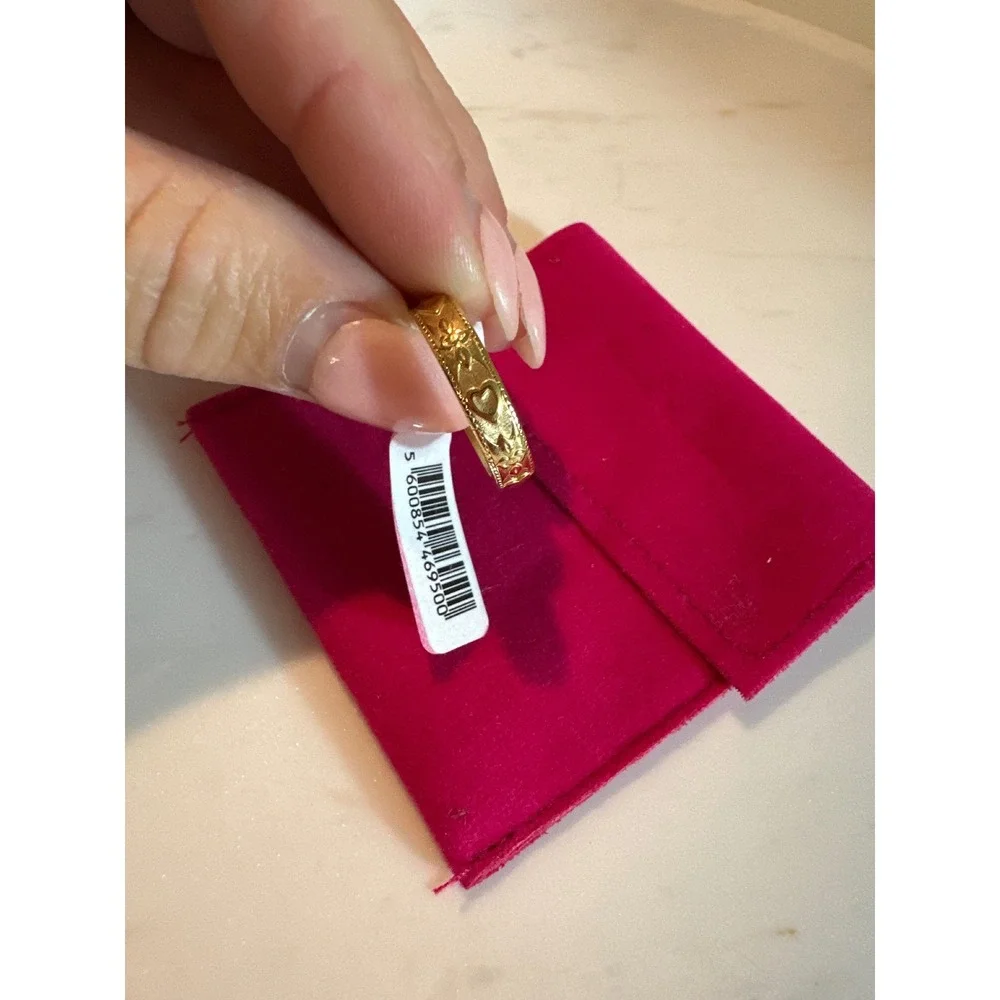Hey Harper Dylan Ring Gold Hearts Flowers Band Size 6 US 52-53 EU Waterproof